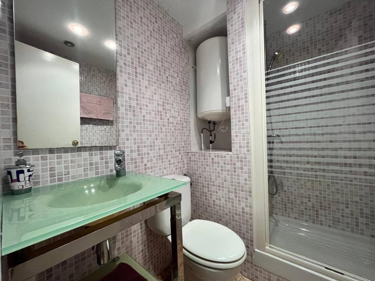 Estudio Con Tres Piscinas Comunitarias Y Pista De Tenis Rosas Exteriör bild