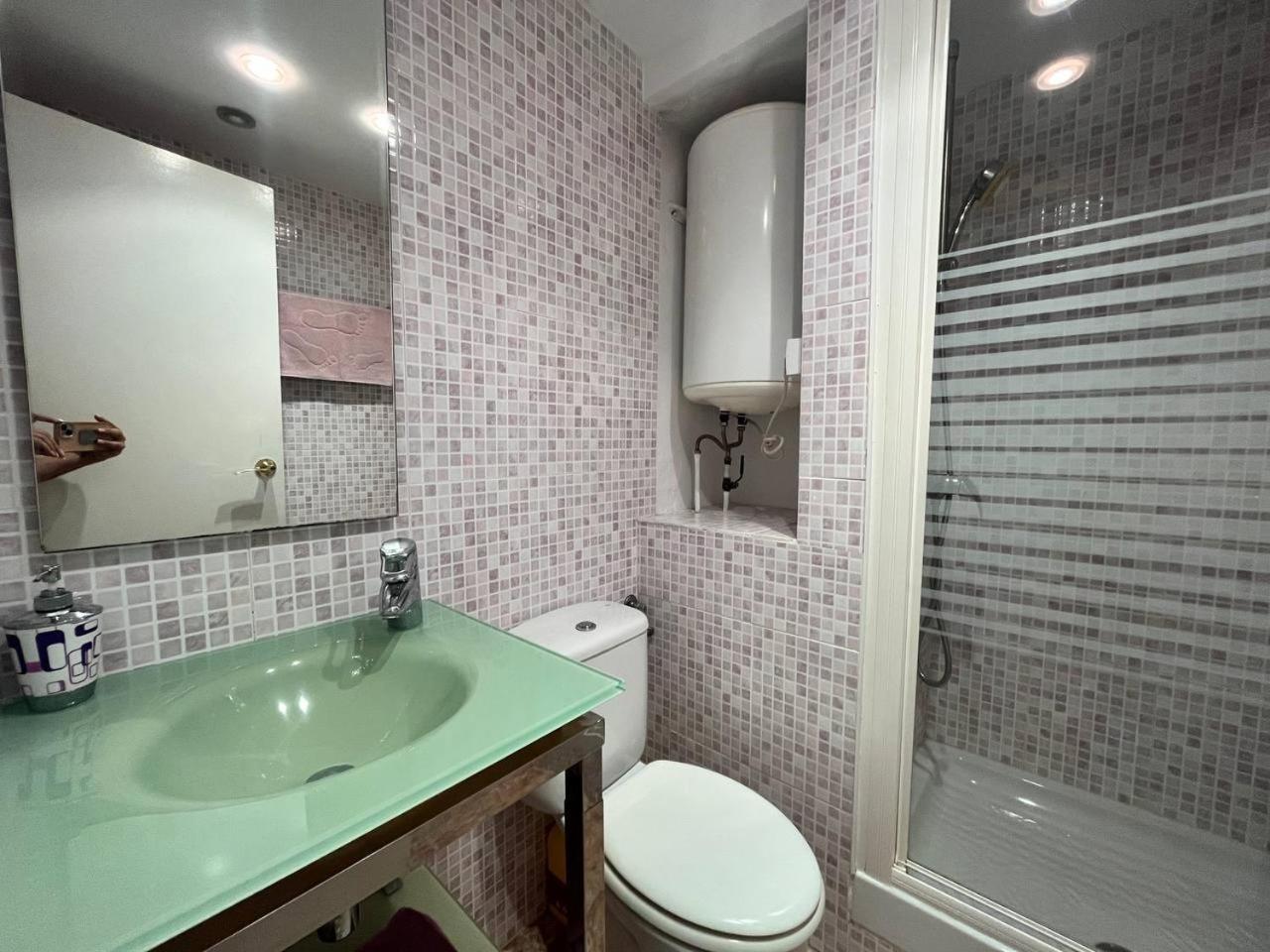 Estudio Con Tres Piscinas Comunitarias Y Pista De Tenis Rosas Exteriör bild
